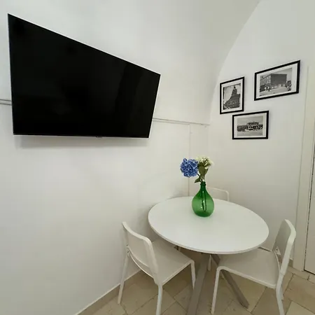 Mari לינה וארוחת בוקר